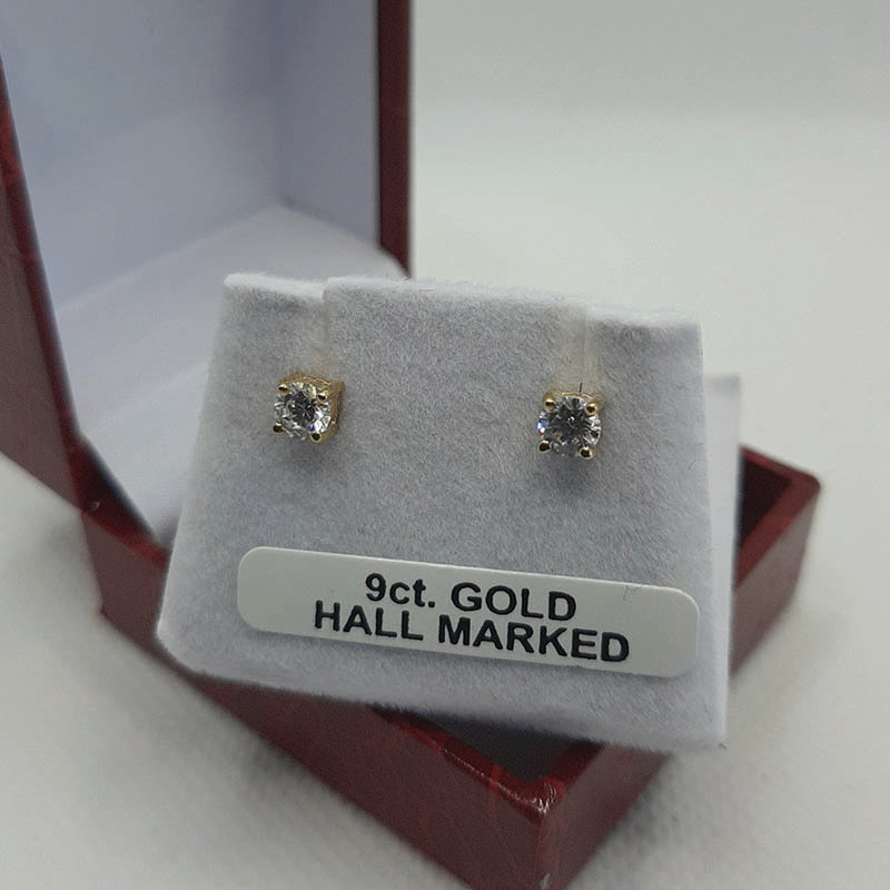 9ct gold 4mm  c/z earrings