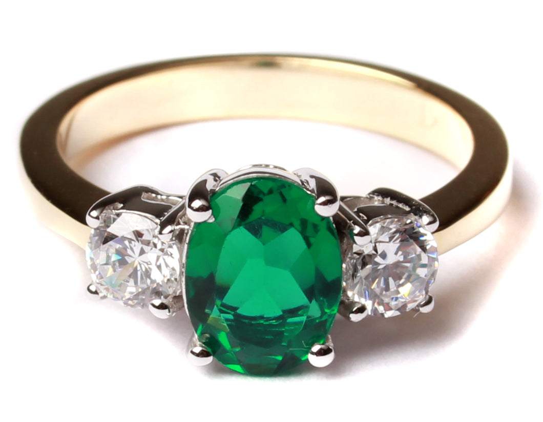 9ct  gold emerald c/z  ring