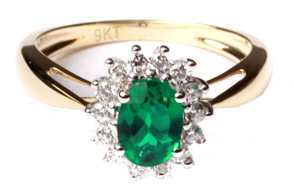 9ct gold emerald c/z ring