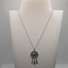 Load image into Gallery viewer, sterling silver feather pendant with 20&quot; silver chain

