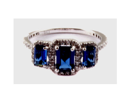 9ct white gold sapphire c/z ring